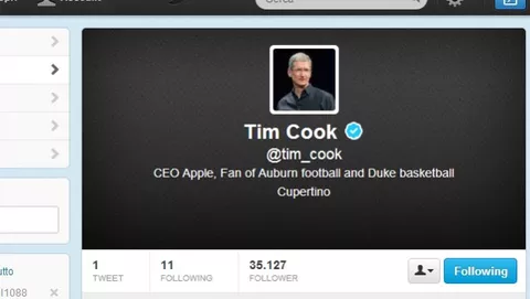 Tim Cook è su Twitter: il CEO di Apple apre il proprio account personale