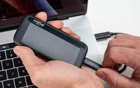 Crucial X8 da 1TB SSD Portatile: prendi il controllo del tuo