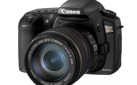 Canon presenterà una EOS R per astrofotografia?