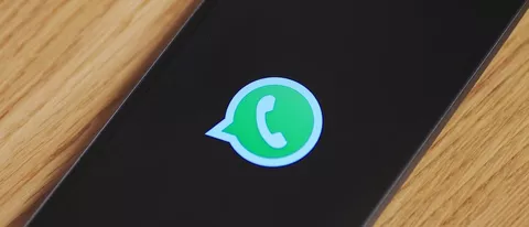 WhatsApp si fa scuro: come attivare la Dark Mode