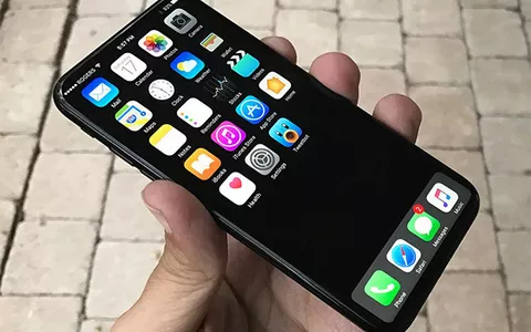 iPhone 8, modelli senza cornice da 5 e 5,8 pollici nel 2017
