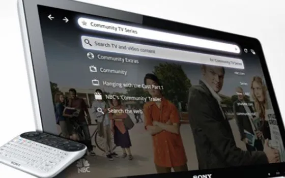 Logitech molla la Google TV, Sony sfida il televisore Apple