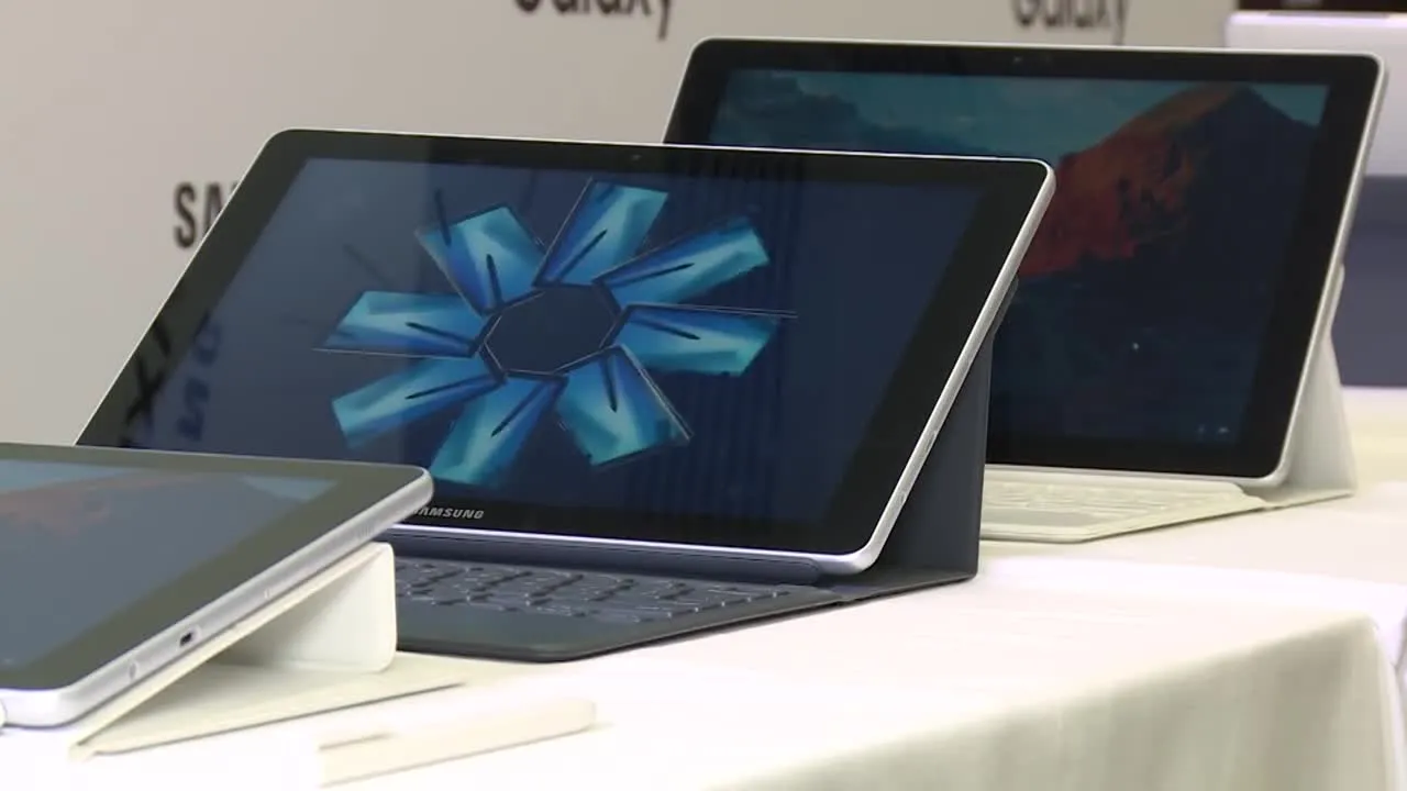 MWC 2017: Samsung Galaxy Book con Windows 10