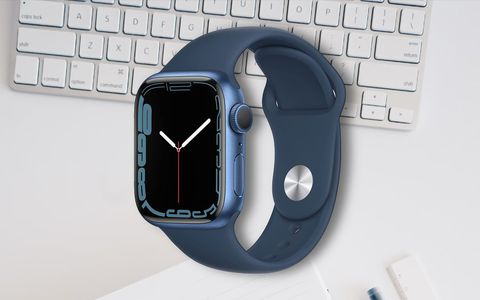 Apple Watch Series 7 da 41mm: INCREDIBILE, torna a 379 euro!