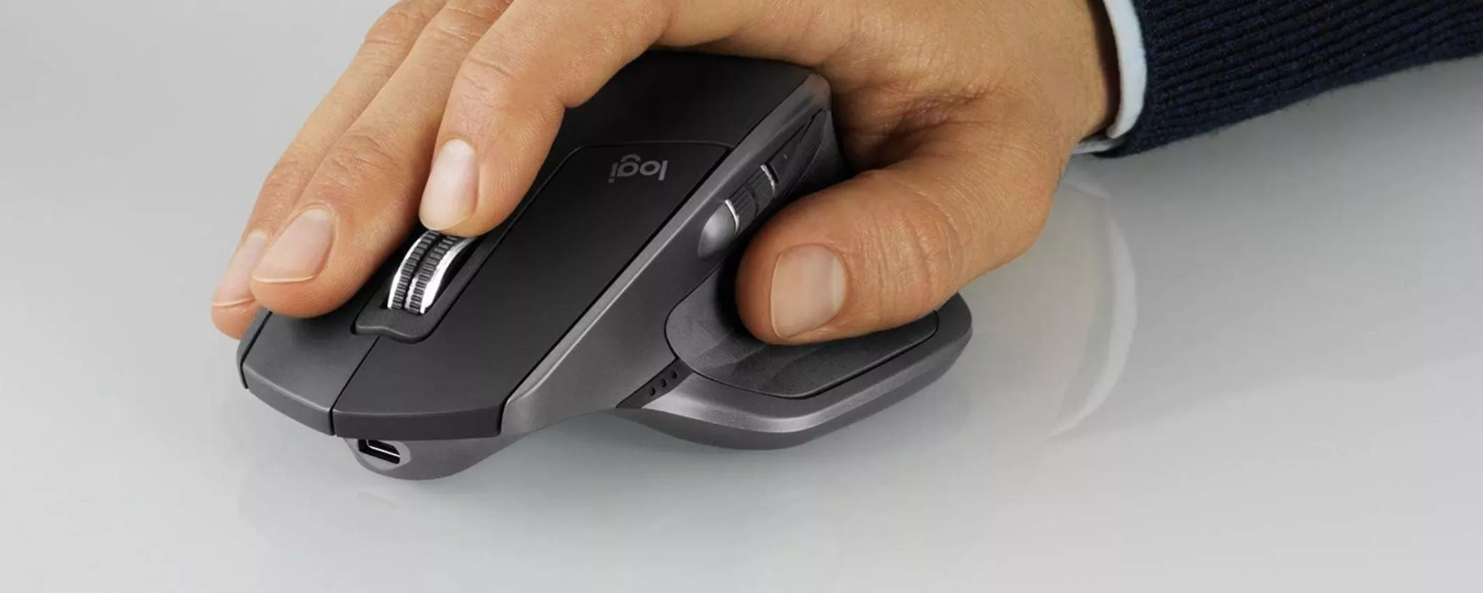 Mouse MX Master 2S di Logitech perfetto per qualsiasi superficie, offerta su Amazon