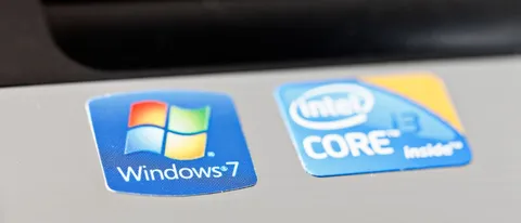 Windows 10 cresce ma Windows 7 non molla
