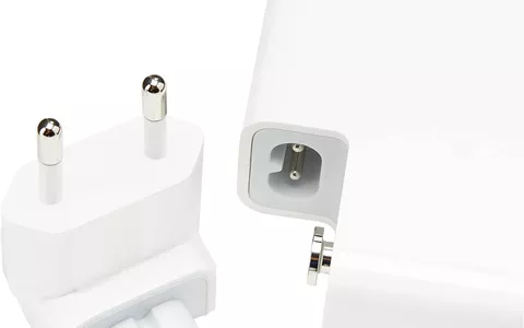 Alimentatore USB‑C da 96W originale Apple ad un prezzo ECCEZIONALE su Amazon