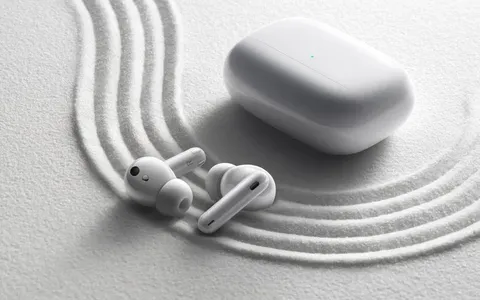 Honor anticipa Apple e lancia gli auricolari con sensore di temperatura
