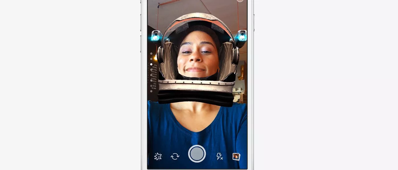 Facebook sfida Snapchat con i filtri facciali