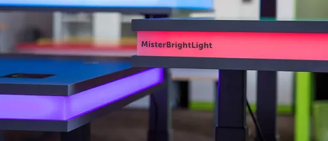 MisterBrightLight, la standing desk hi-tech