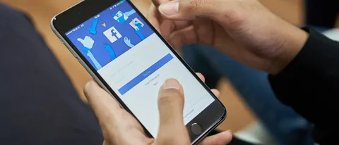 Facebook, in arrivo le pubblicità nelle Storie