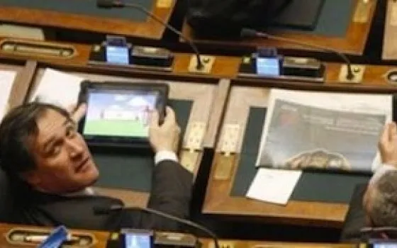 Camera dei Comuni in UK potrebbe passare ad iPad