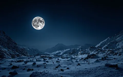 Superluna Fredda: guida all'evento del 5 dicembre 2025