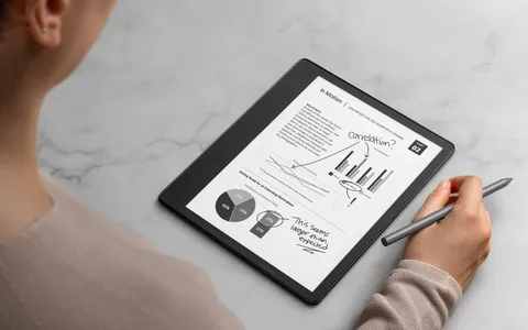 Amazon annuncia Kindle Scribe, il primo e-reader della serie che ti fa scrivere sullo schermo