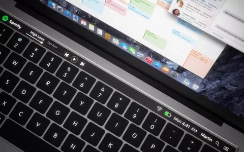 macOS Sierra, scovate le prove del nuovo MacBook Pro con Barra Touch