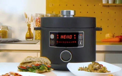 Moulinex Turbo Cuisine, il robot da cucina multifunzione che TI SERVE  crolla del 50% (89€) - Webnews