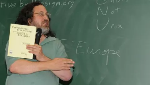 Stallman: non si chiama iPad, chiamatelo iBad!