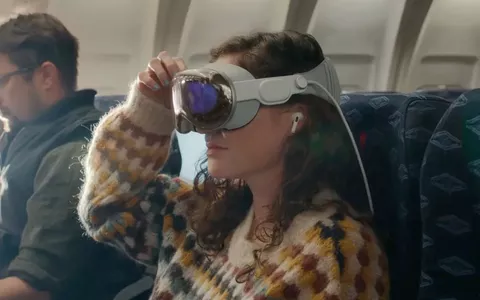 Apple Vision Pro ha un limite di velocità, modalità di viaggio necessaria per l'utilizzo sui voli