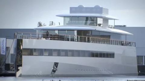 Lo yacht di Steve Jobs al varo in Olanda