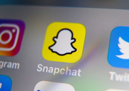 Snapchat: adv nelle stories e condivisione guadagni con i creator