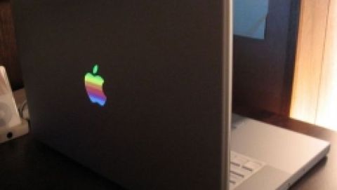 Personalizzare il logo Apple sui propri laptop