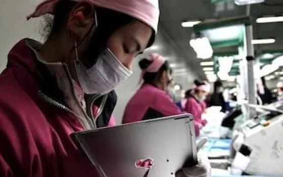 Reportage Foxconn: l'iPhone è praticamente fatto a mano