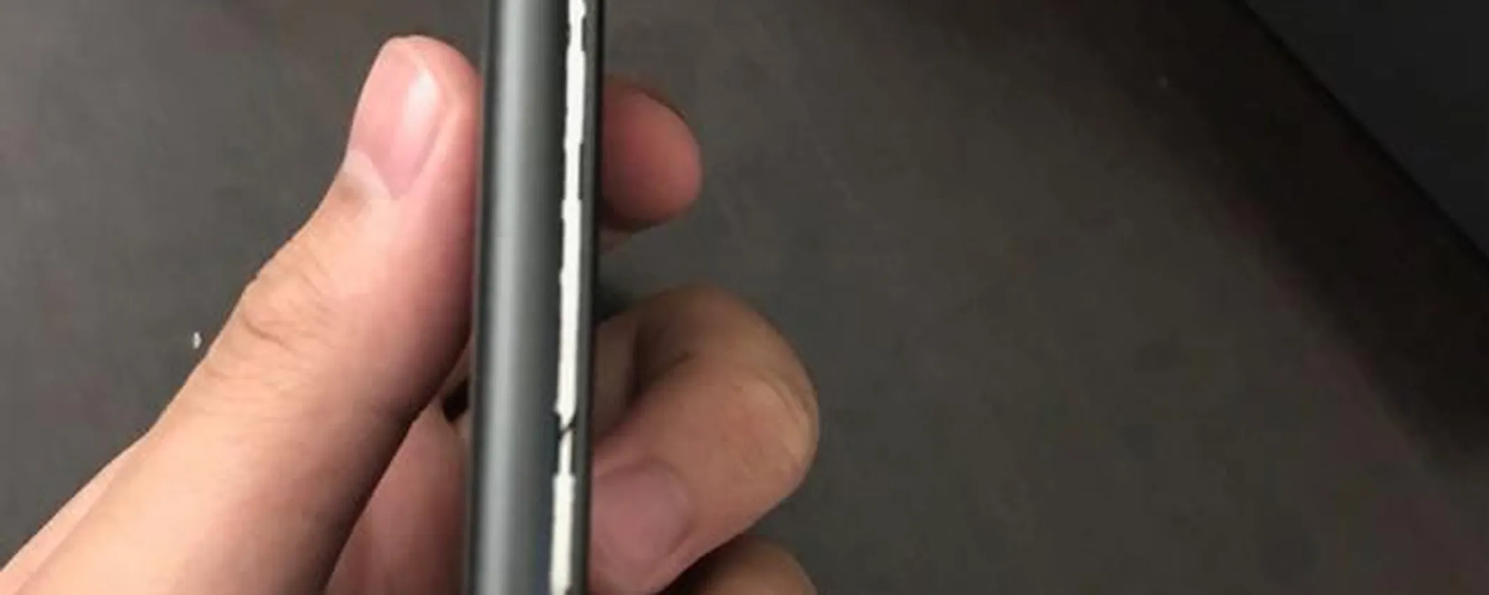 iPhone 8 Plus, ancora segnalazioni di batterie deformate
