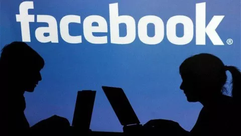Facebook, ragazzo si vendica della ex e va in carcere