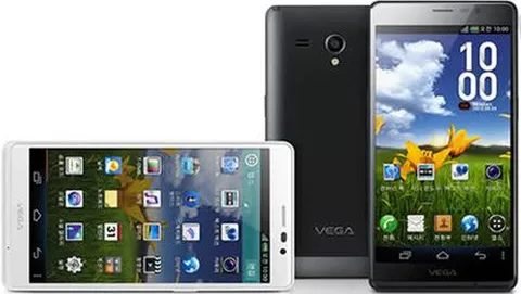 Pantech Vega R3, smartphone quad core da 5,3 pollici