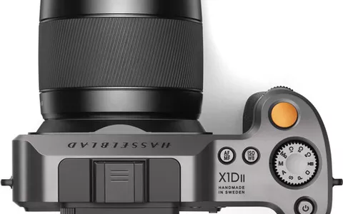 Hasselblad X1D Mark II: eccola qui, insieme allo zoom XCD 35-75mm