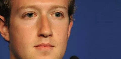 Mark Zuckerberg dona 500 milioni di dollari