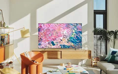 Amazon sconta del 47% l'EPICA smart TV Samsung QLED UHD 4K (-450€)