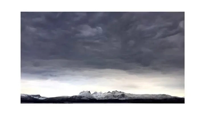 Shot on iPhone 6 - Tempesta