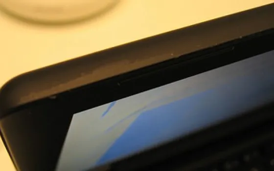 La vernice dei MacBook neri si scrosta facilmente?