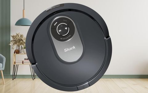 SHARK, ma non ti morde: questo robot PULISCE alla perfezione (solo 2pz)