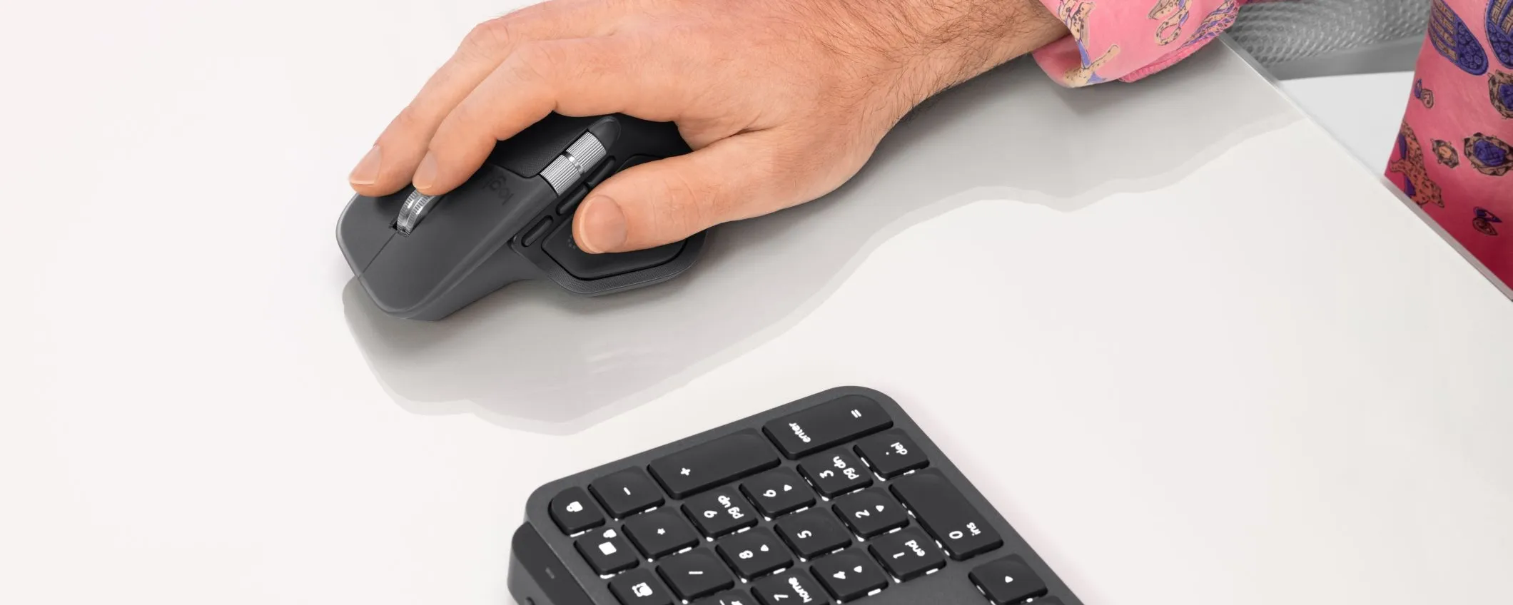 Logitech MX Master 4 rivoluziona la produttività con feedback aptico e Actions Ring