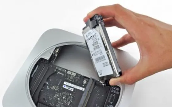 Ecco come aggiungere un secondo disco al Mac Mini: iFixit vende un kit