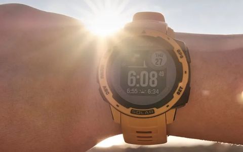 Garmin Instinct Solar, smartwatch GPS con ricarica SOLARE a prezzo WOW
