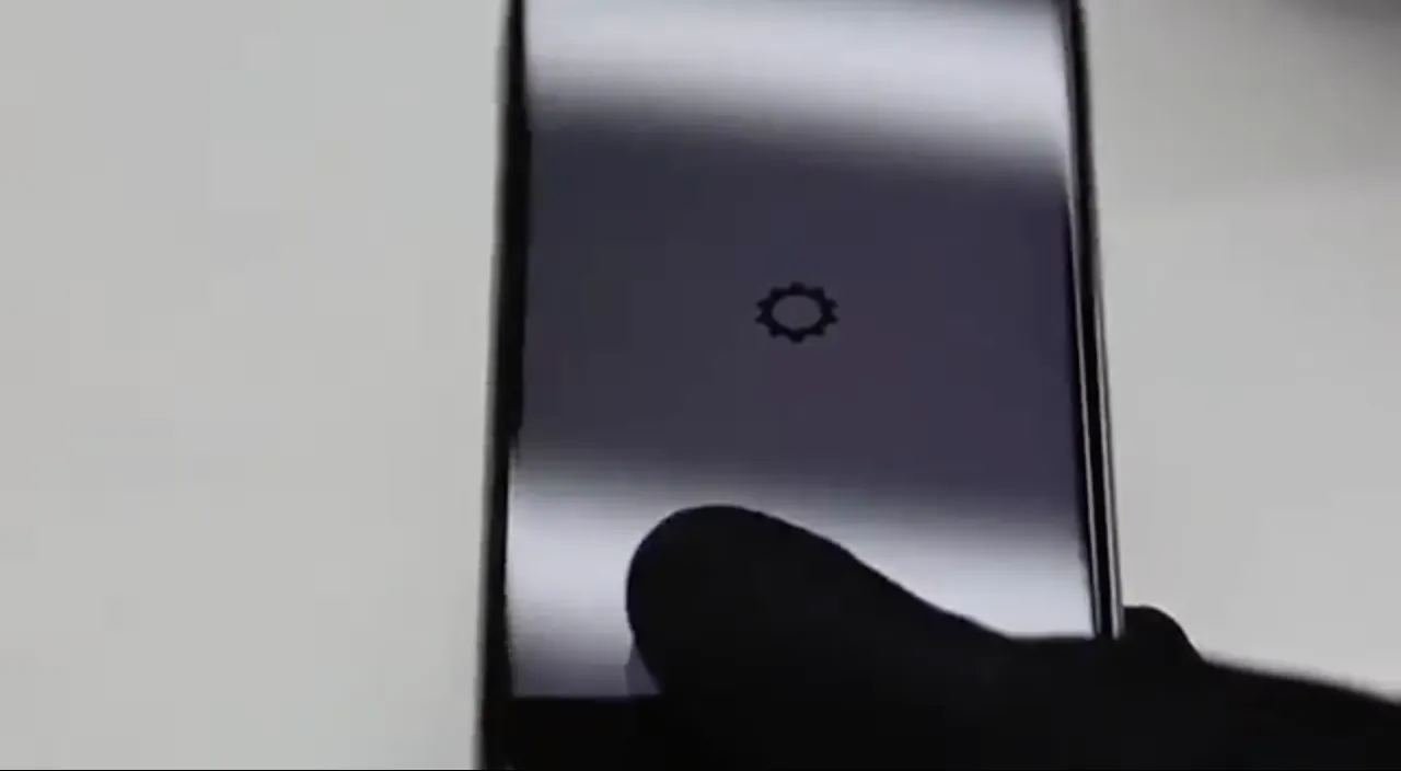 iPhone 6s, il primo video dell'accensione