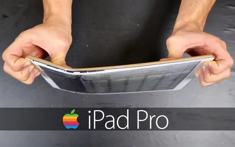 iPad Pro, distrutto in un video (ed è più resistente del previsto)