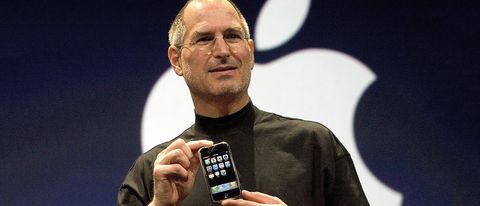 Il mondo ricorda il genio di Steve Jobs a dieci anni dalla morte