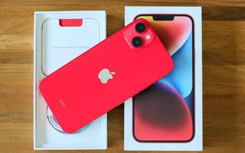 iPhone 14 (PRODUCT) RED, SCONTO EPOCALE su Amazon per il batteryphone Apple