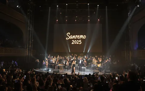 Sanremo 2025: come vedere la seconda serata in streaming