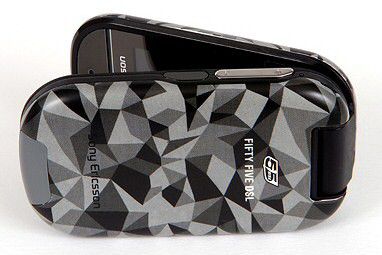 Z320i Fifty Five da Sony Ericsson e Diesel il cellulare fashion