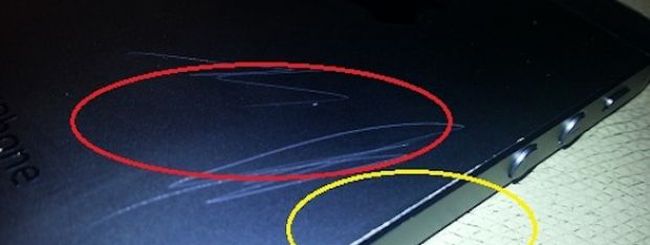 Graffi sulla scocca di iPhone 5, la risposta di Phil Schiller