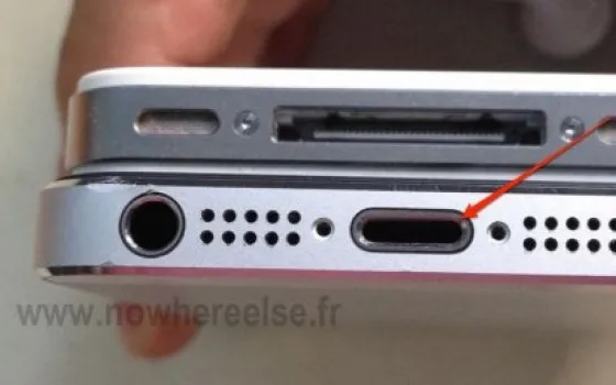iPhone 5: Il connettore è piccolo come una micro USB