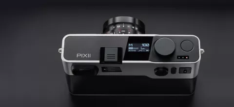 Pixii è la compatta senza display e microSD