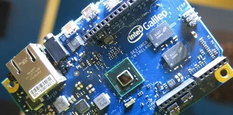 Intel entra nella community Arduino con Galileo