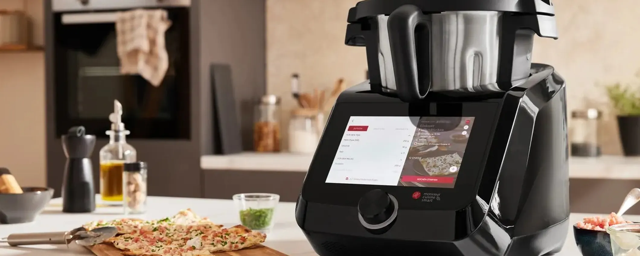Monsieur Cuisine Smart di Lidl: il robot da cucina che batte il Bimby torna in offerta