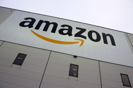 Amazon dona 3,5 milioni alla Protezione Civile